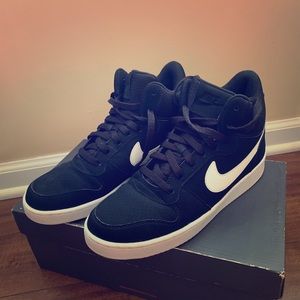 Nike hightop sneaker